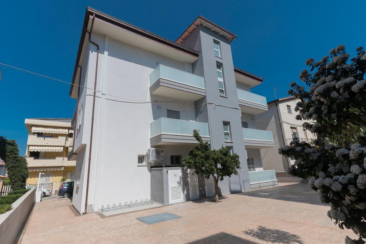 Pineta Del Mare Bed & Breakfast Alba Adriatica Luaran gambar